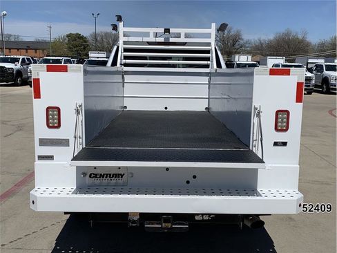 Used 2022 Chevrolet Silverado 2500 W/T w/ WT Convenience Package image 8