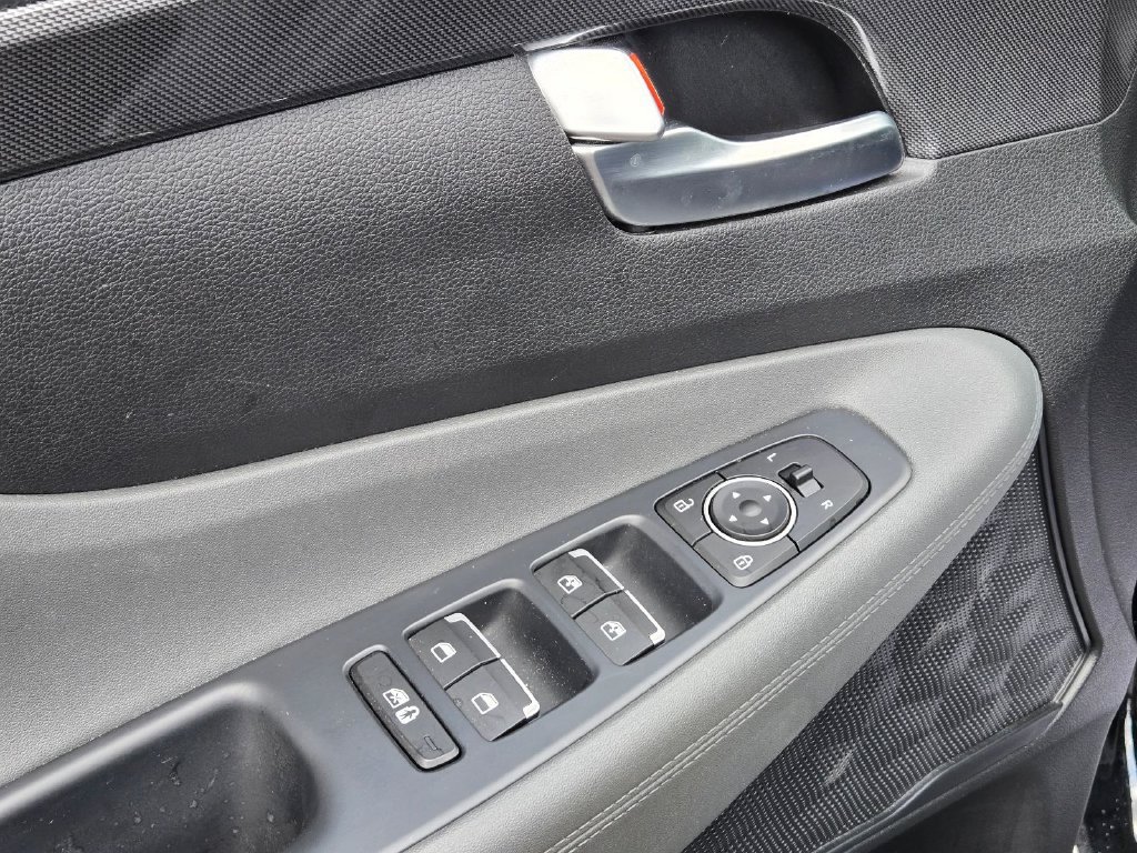 Certified 2023 Hyundai Santa Fe SEL FWD image 12