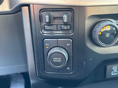 Used 2023 Ford F150 XLT w/ Trailer Tow Package image 34