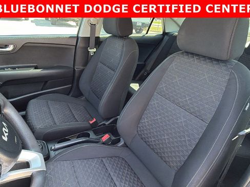 Used 2022 Kia Rio LX image 12