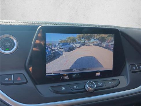 Used 2020 Chevrolet Blazer LT AWD/4WD image 19