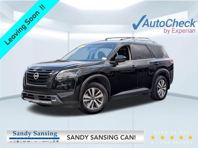 Used 2023 Nissan Pathfinder SL w/ Lighting Package (N92)