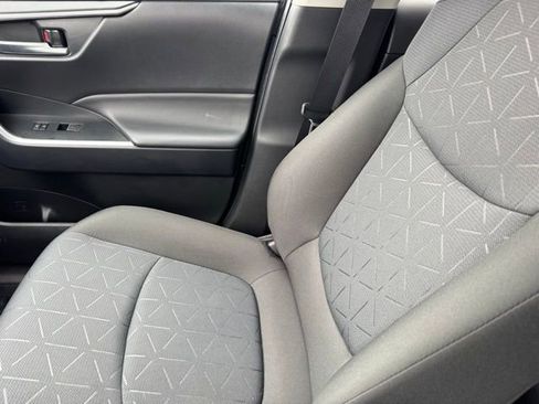 Certified 2025 Toyota RAV4 XLE image 21