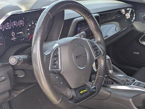 Certified 2020 Chevrolet Camaro SS RWD image 9
