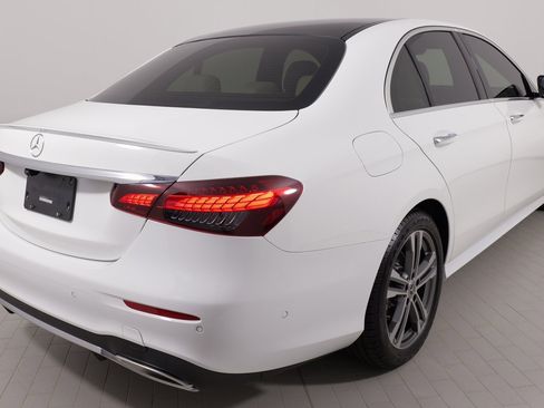 Used 2021 Mercedes-Benz E 350 Sedan image 29