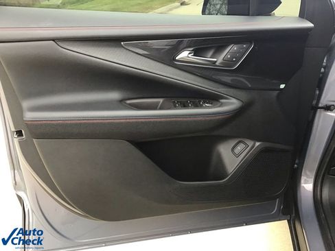 Used 2024 Chevrolet Blazer EV RS image 27