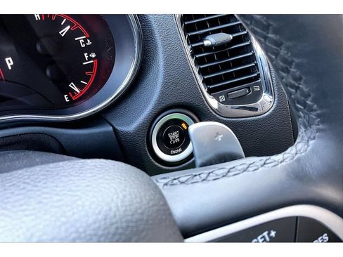 Used 2014 Dodge Durango Limited w/ Nav & Power Liftgate Group RWD image 21