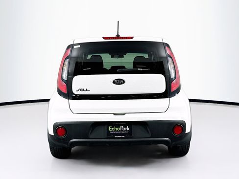Used 2017 Kia Soul image 7