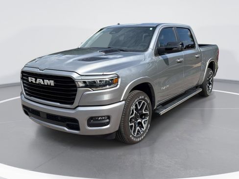 Used 2025 RAM 1500 Laramie w/ Sport Appearance Package AWD/4WD image 3