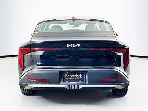 Used 2025 Kia K4 FWD image 7