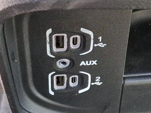 Used 2026 RAM 2500 Big Horn AWD/4WD image 25