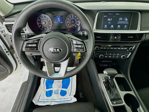 Used 2019 Kia Optima LX FWD image 12