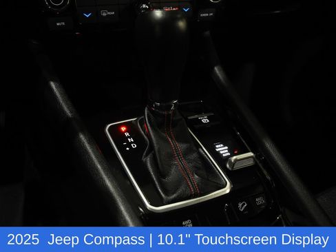 Used 2025 Jeep Compass Trailhawk AWD/4WD image 24