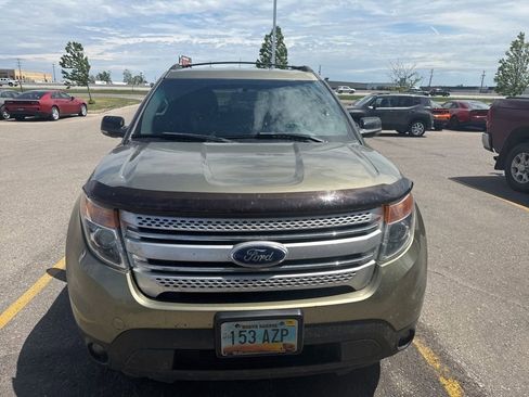 Used 2013 Ford Explorer XLT AWD/4WD image 8