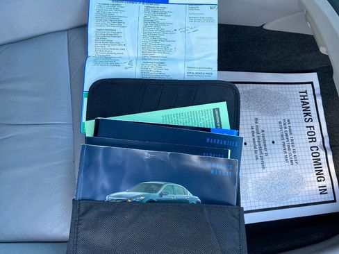 Used 2011 Honda Accord EX-L image 32