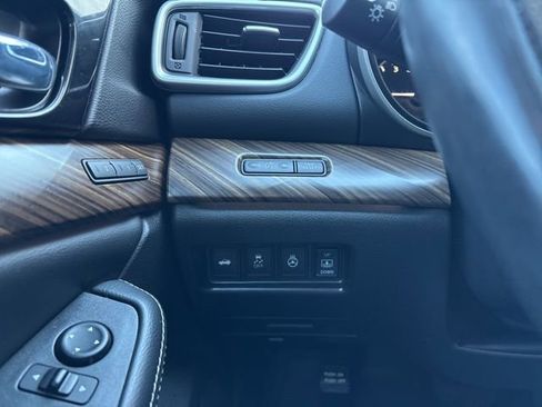 Used 2017 Nissan Maxima Platinum image 13