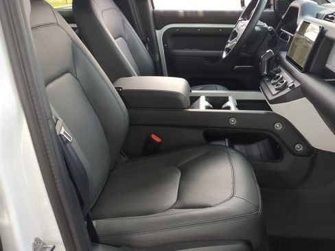 Used 2025 Land Rover Defender 110 S AWD/4WD image 24