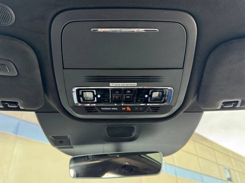 Used 2025 Lincoln Aviator Black Label AWD/4WD image 26