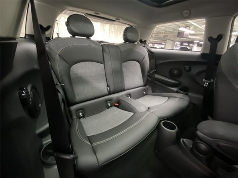 Used 2022 MINI Cooper SE FWD image 29