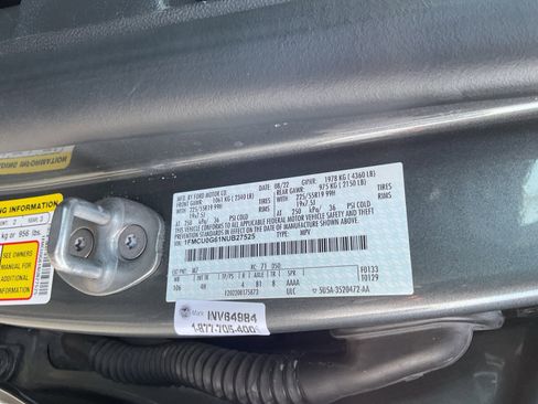 Used 2022 Ford Escape SE w/ SE Sport Appearance Package FWD image 27