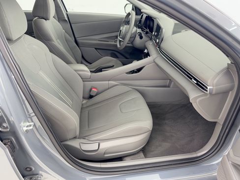 Used 2021 Hyundai Elantra SEL w/ Cargo Package FWD image 30