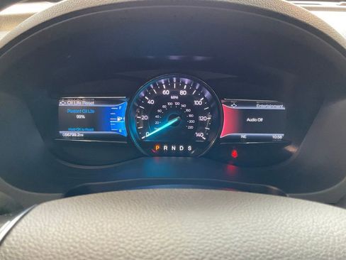 Used 2019 Ford Explorer Limited w/ Limited Luxury Package image 13