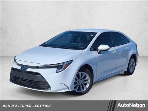 Used 2024 Toyota Corolla LE w/ LE Convenience Package image 1