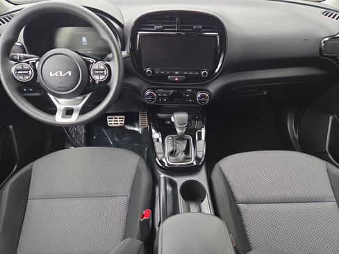 Used 2023 Kia Soul S image 10