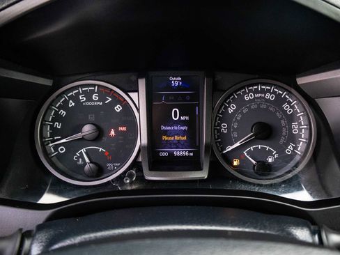 Certified 2020 Toyota Tacoma TRD Off-Road image 41