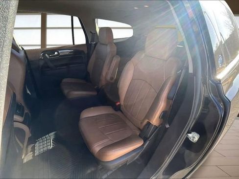 Used 2017 Buick Enclave Premium image 26