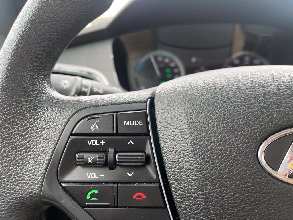 Used 2016 Hyundai Sonata SE FWD image 13
