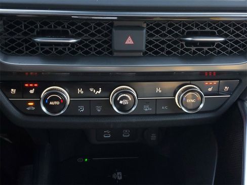 Certified 2025 Acura ADX A-Spec image 29