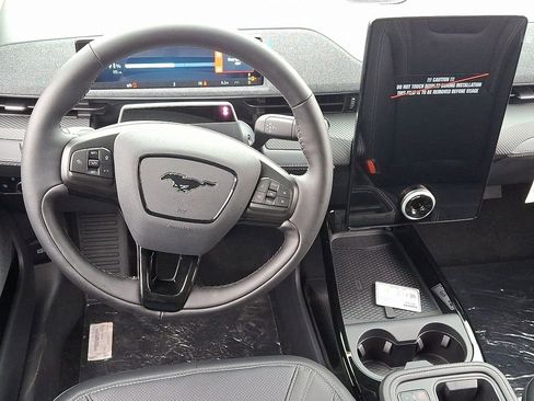 New 2025 Ford Mustang Mach-E Premium image 9