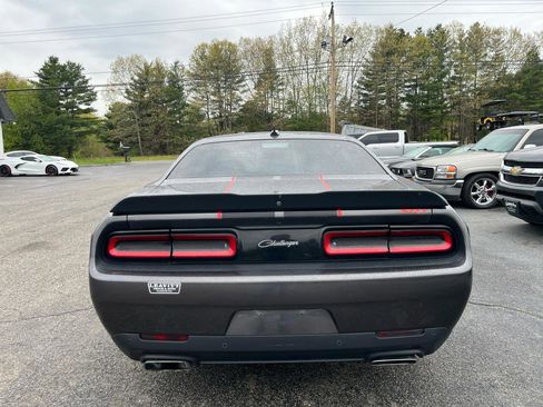 Used 2016 Dodge Challenger R/T w/ Blacktop Package RWD image 4