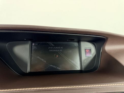 Used 2018 Lexus ES 350 w/ Luxury Package w/Wood Trim FWD image 23