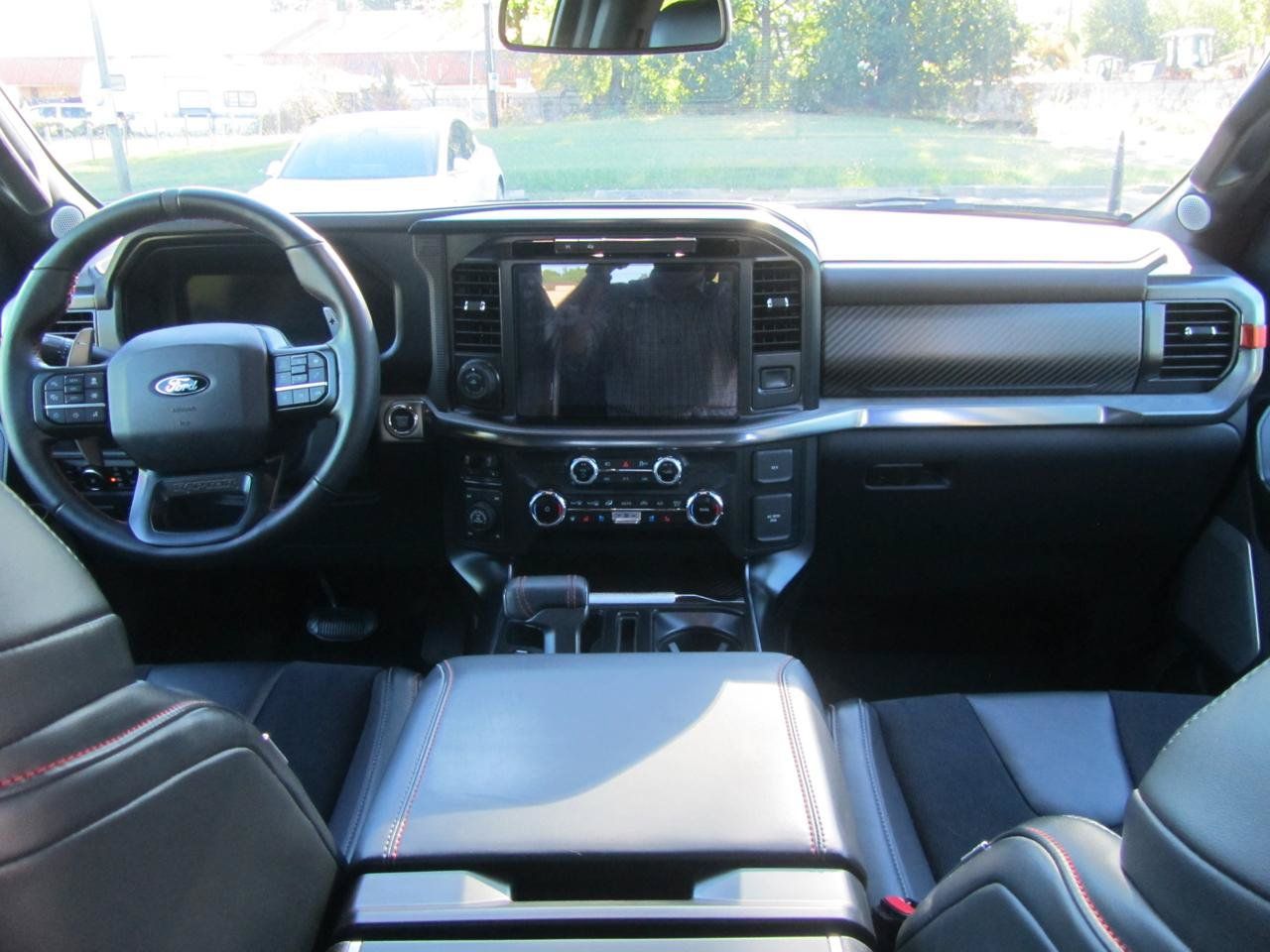 Used 2025 Ford F150 Raptor AWD/4WD image 13