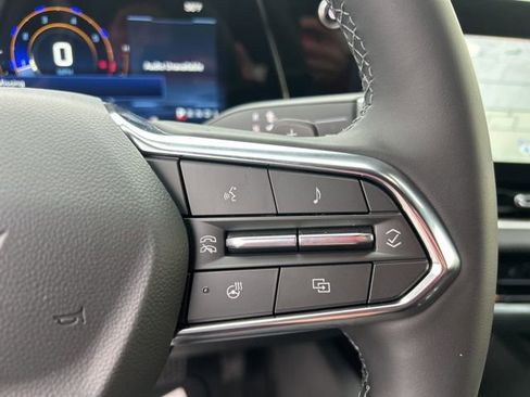 New 2026 Chevrolet Equinox LT image 18