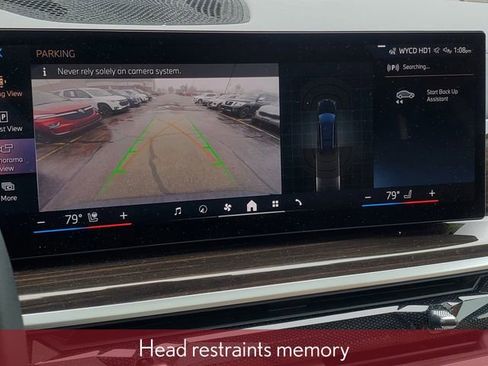 Used 2024 BMW X7 xDrive40i w/ Climate Comfort Package image 31