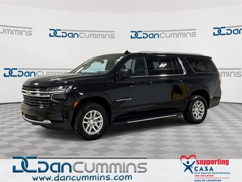Used 2024 Chevrolet Suburban LT image 1