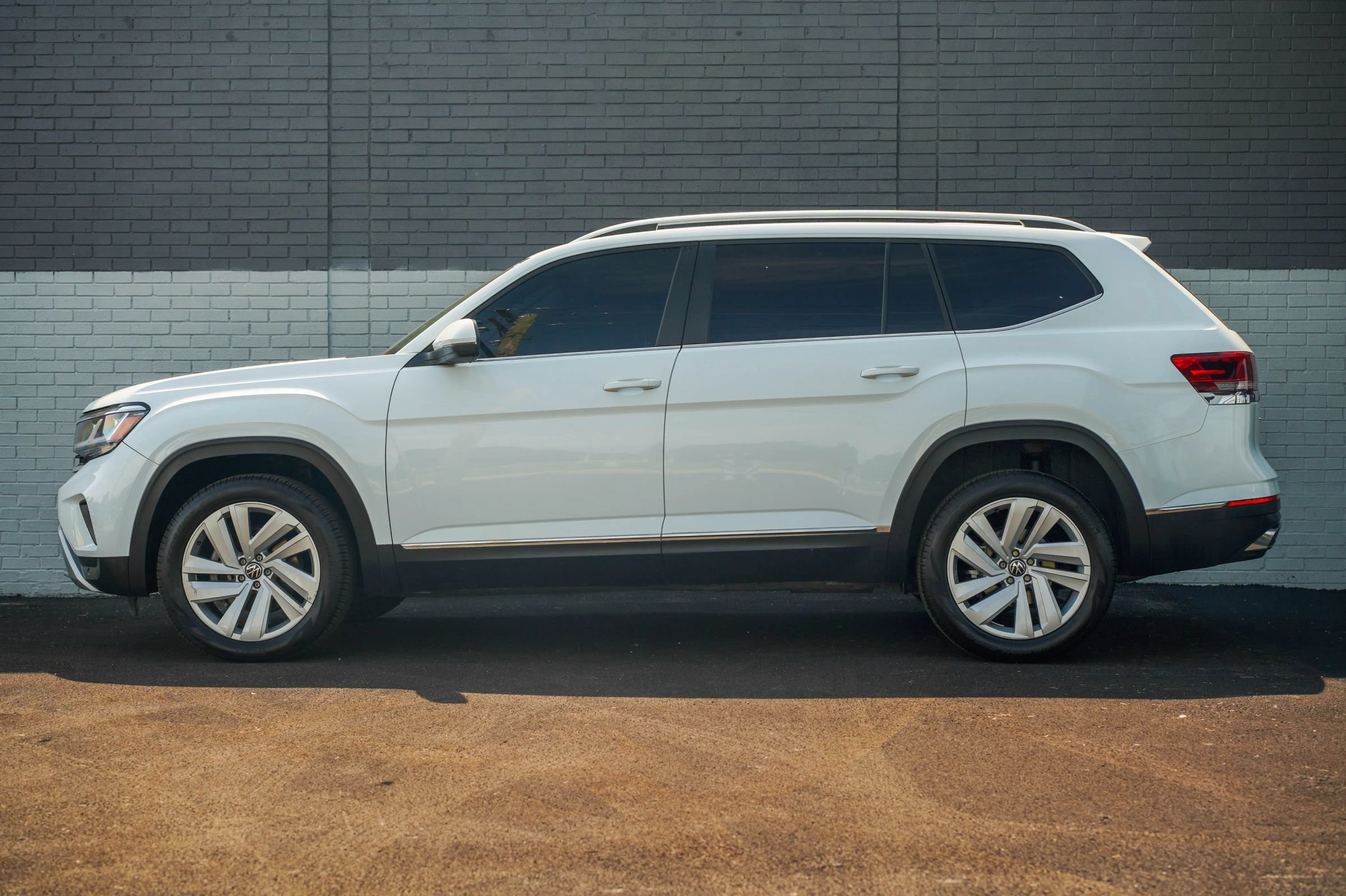 Used 2021 Volkswagen Atlas SEL AWD/4WD image 8