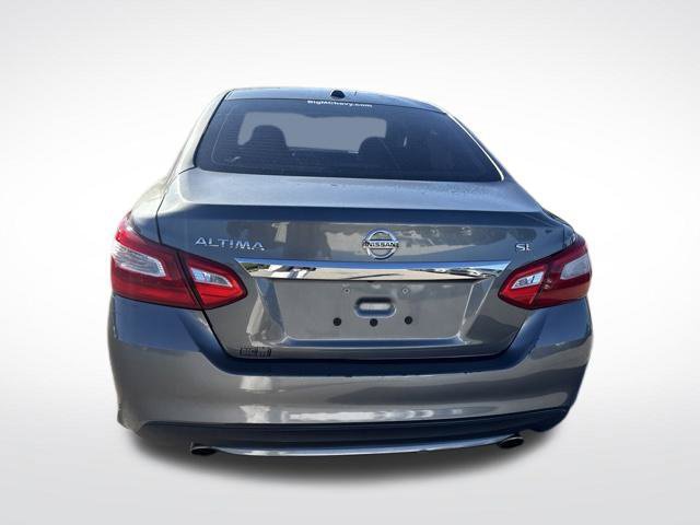 Used 2017 Nissan Altima 2.5 SL FWD image 4