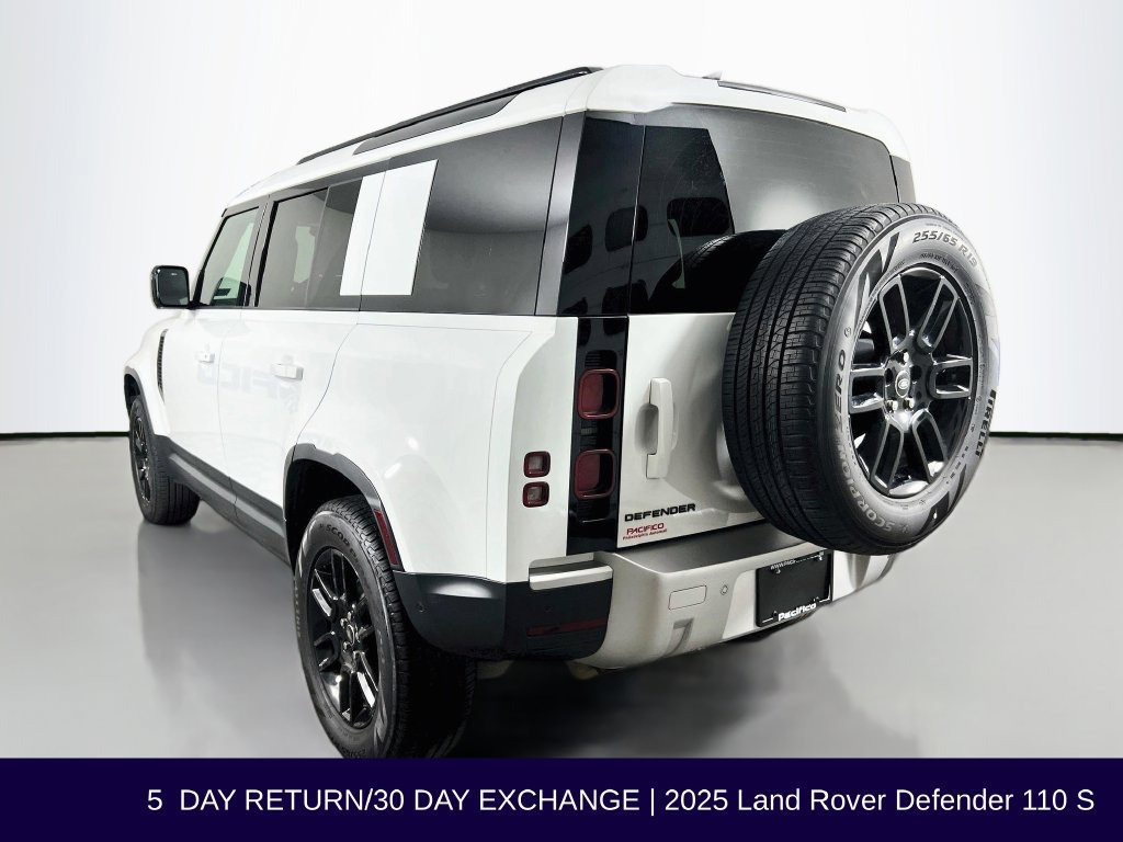 Used 2025 Land Rover Defender 110 S AWD/4WD image 5