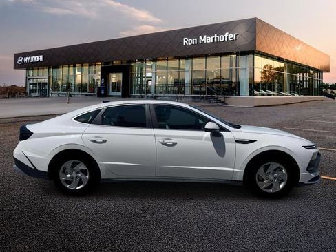 New 2026 Hyundai Sonata SE FWD image 9