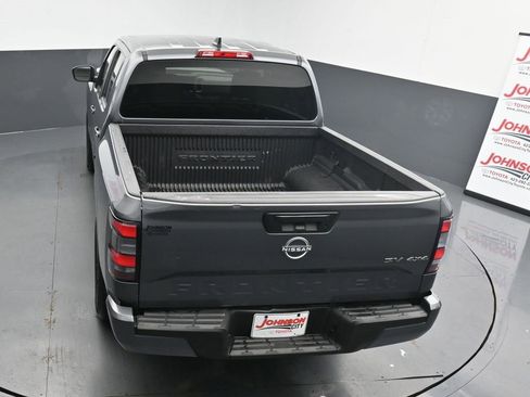 Used 2023 Nissan Frontier SV image 33