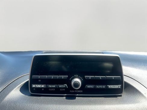 Used 2014 MAZDA MAZDA3 i Touring FWD image 15