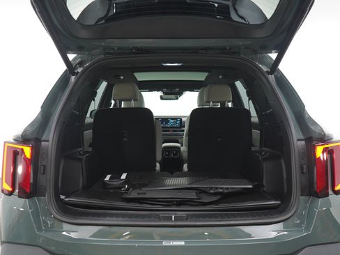 Used 2025 Kia Sorento SX Prestige AWD/4WD image 19
