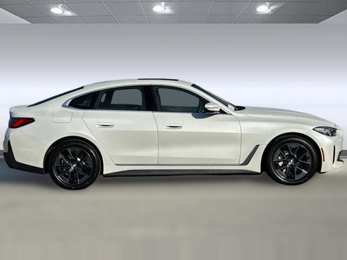 Used 2025 BMW i4 xDrive40i AWD/4WD image 8