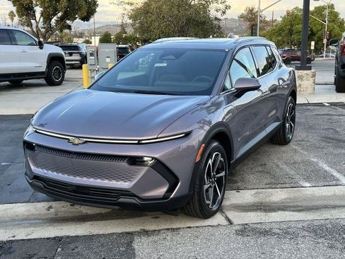New 2026 Chevrolet Equinox EV LT FWD image 1