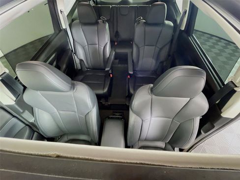 Certified 2025 Subaru Ascent Limited image 12