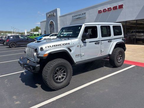 Used 2022 Jeep Wrangler Unlimited Rubicon w/ Xtreme Recon 35" Tire Package image 2